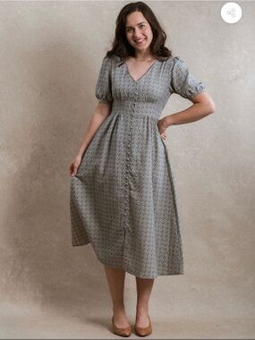 ISO Neuflora Williamsburg dress size XL